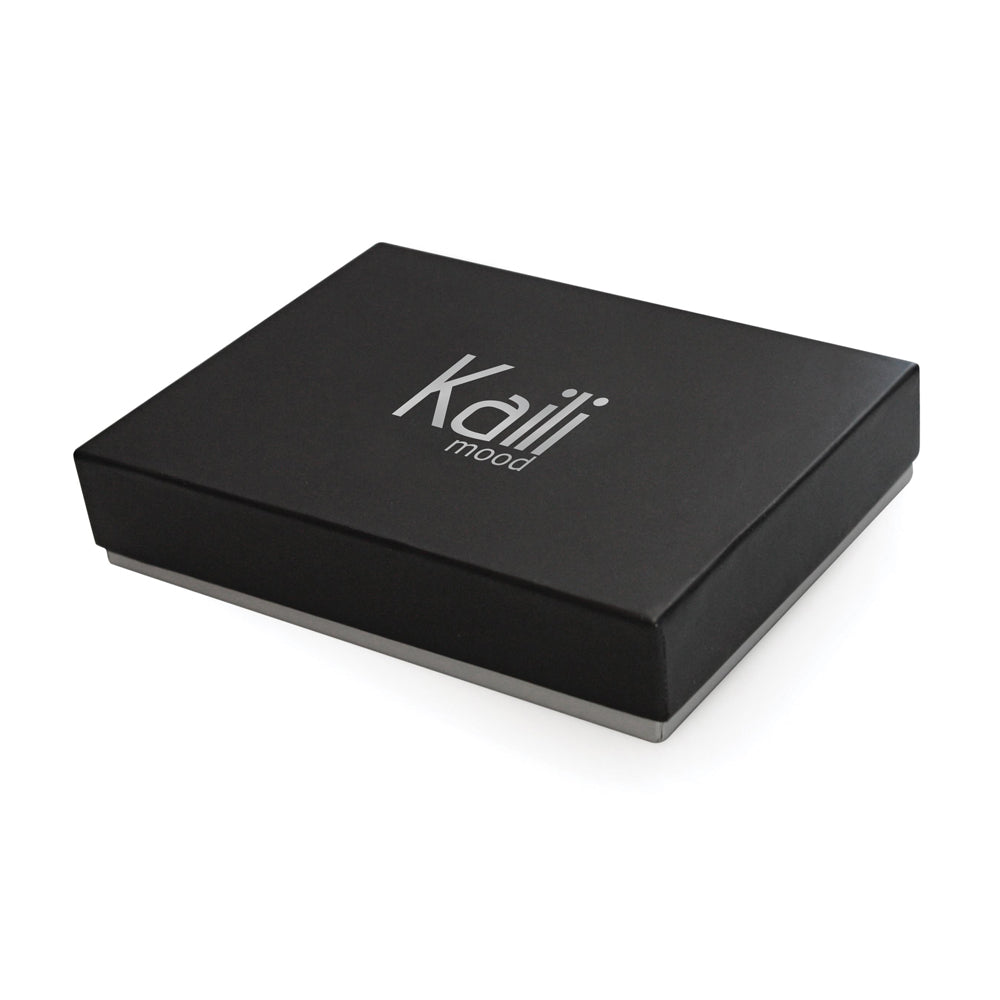 K12220AF | Portafogli Uomo in Vera Pelle pieno fiore, Naked. Colore Nero. Protezione RFID. Dimensioni da chiuso: cm 11,5 x 8,3 x 2. Confezione: Scatola regalo fondo/coperchio-4